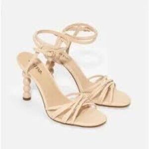 Lillian Sandal High Heel Neutral Beige Ankle Strap Strappy Sandal Size 7